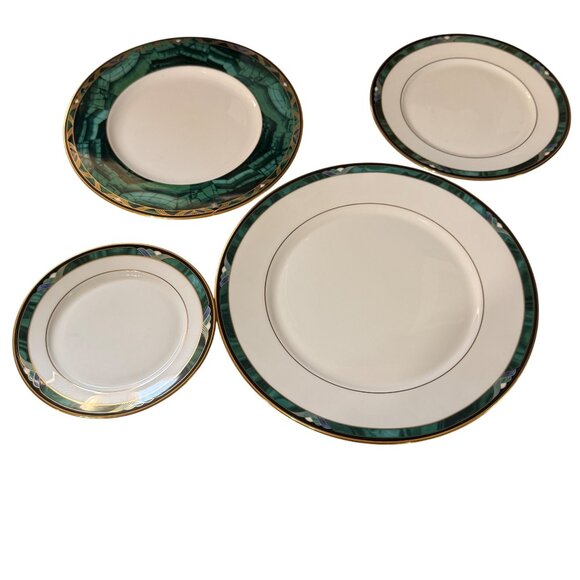 Lenox VTG “Kelly” 4 pc gold trim includes butter, salad, lunch, dinner plates-F - Picture 1 of 13